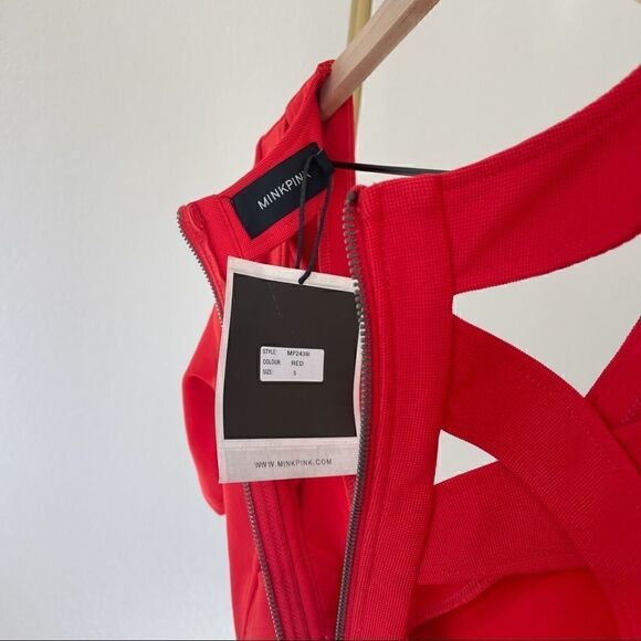MINKPINK Criss Cross Red Skater Dress NEW S - Picture 3 of 7